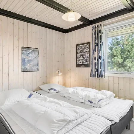 Holiday home Beautiful In With Wifi Martofte
